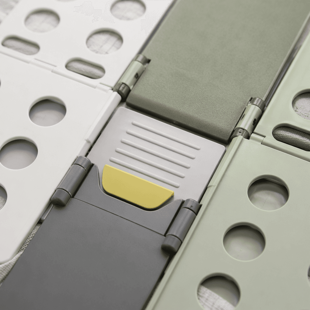 Folding Board Set close-up detail
